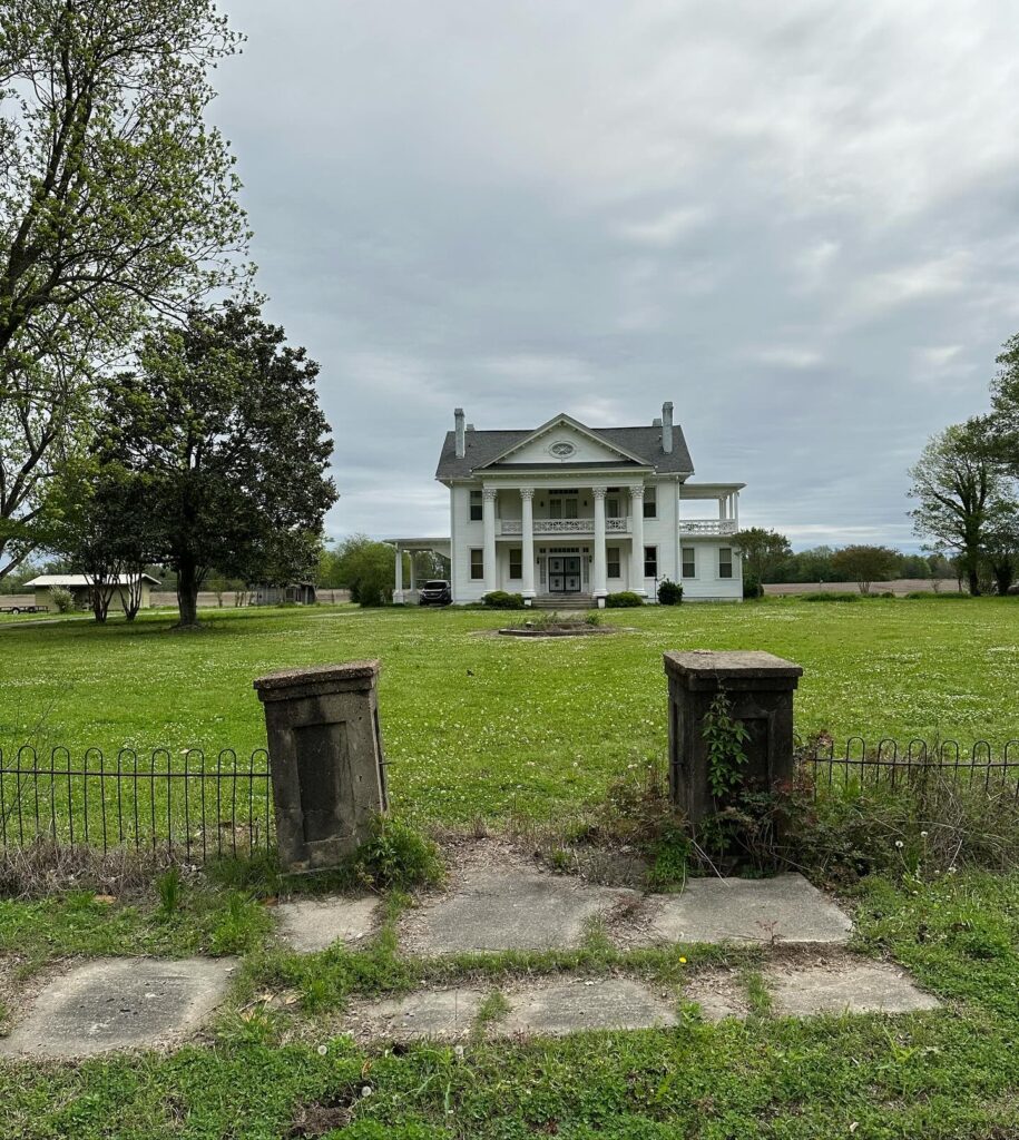 Clarksdale to Greenville mansion